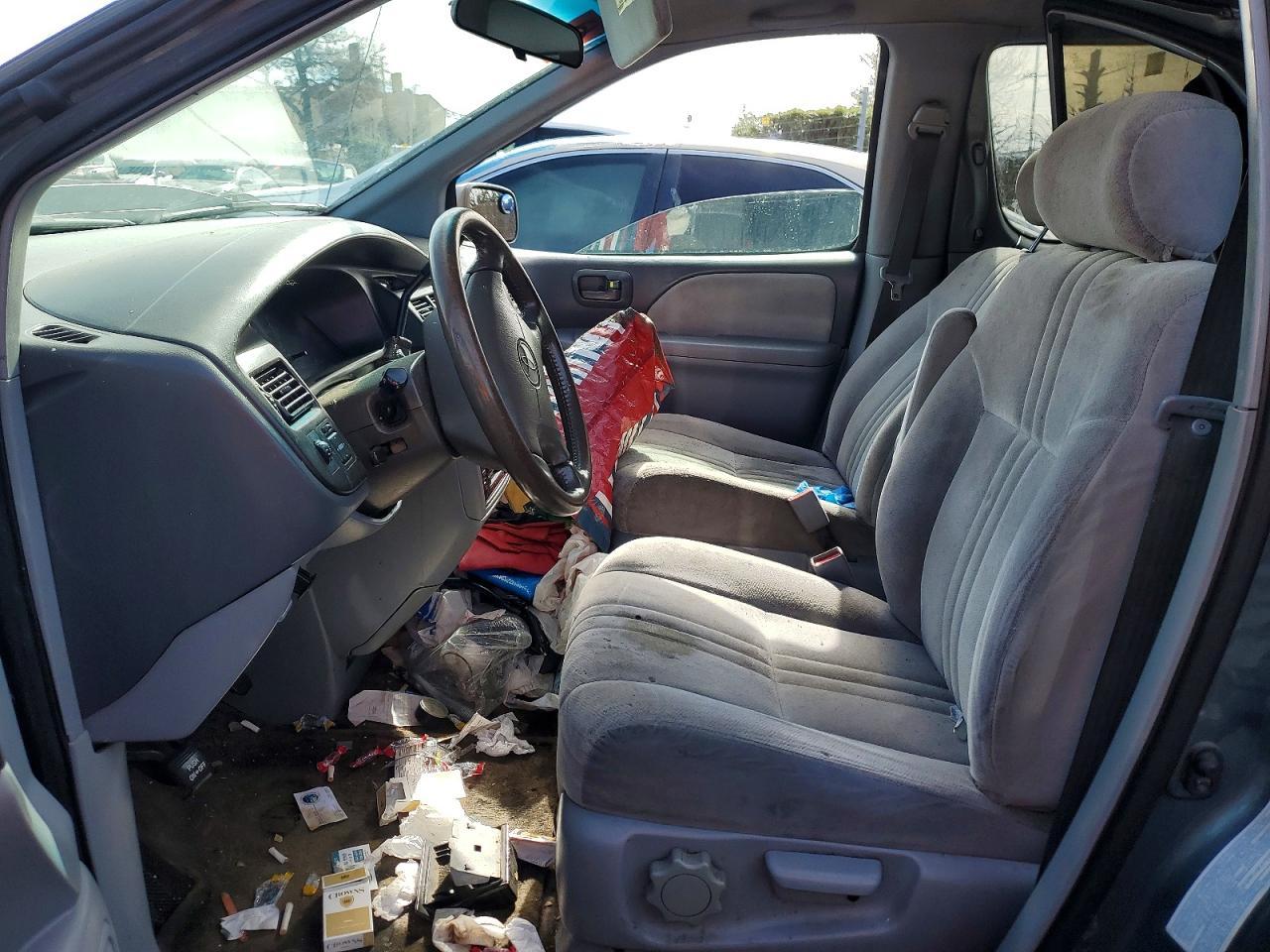 2000 Toyota Sienna Ce - Фото 7