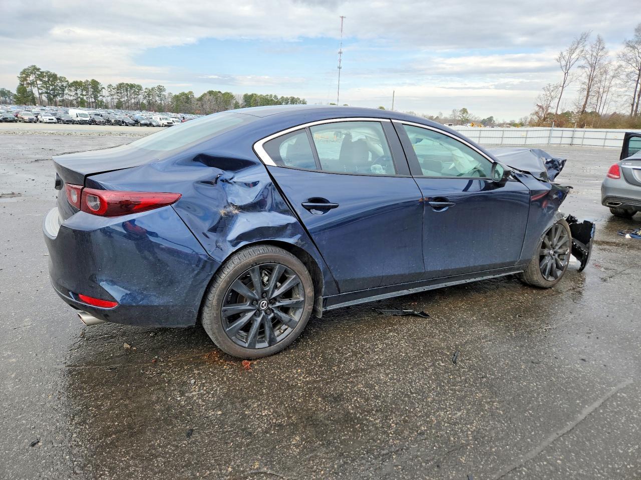 2025 Mazda 3 Select Sport - Фото 3