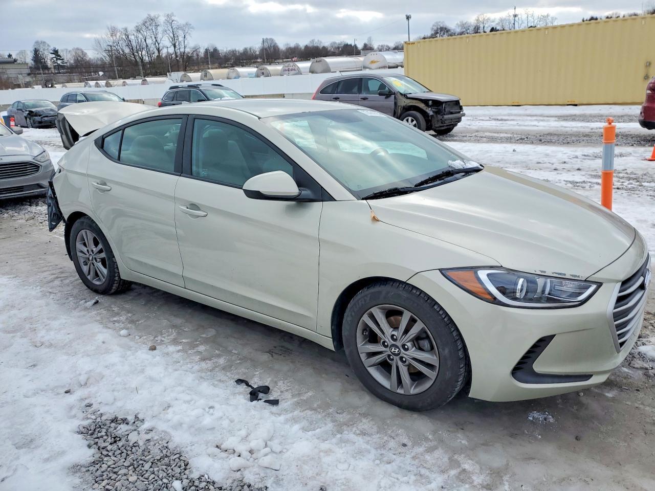 2017 Hyundai Elantra Se - Фото 4