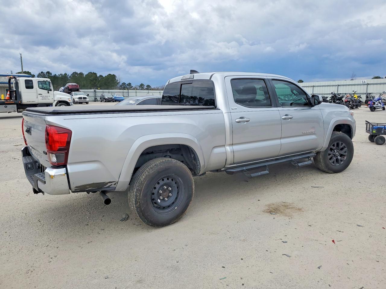 2022 Toyota Tacoma Double Cab - Фото 3