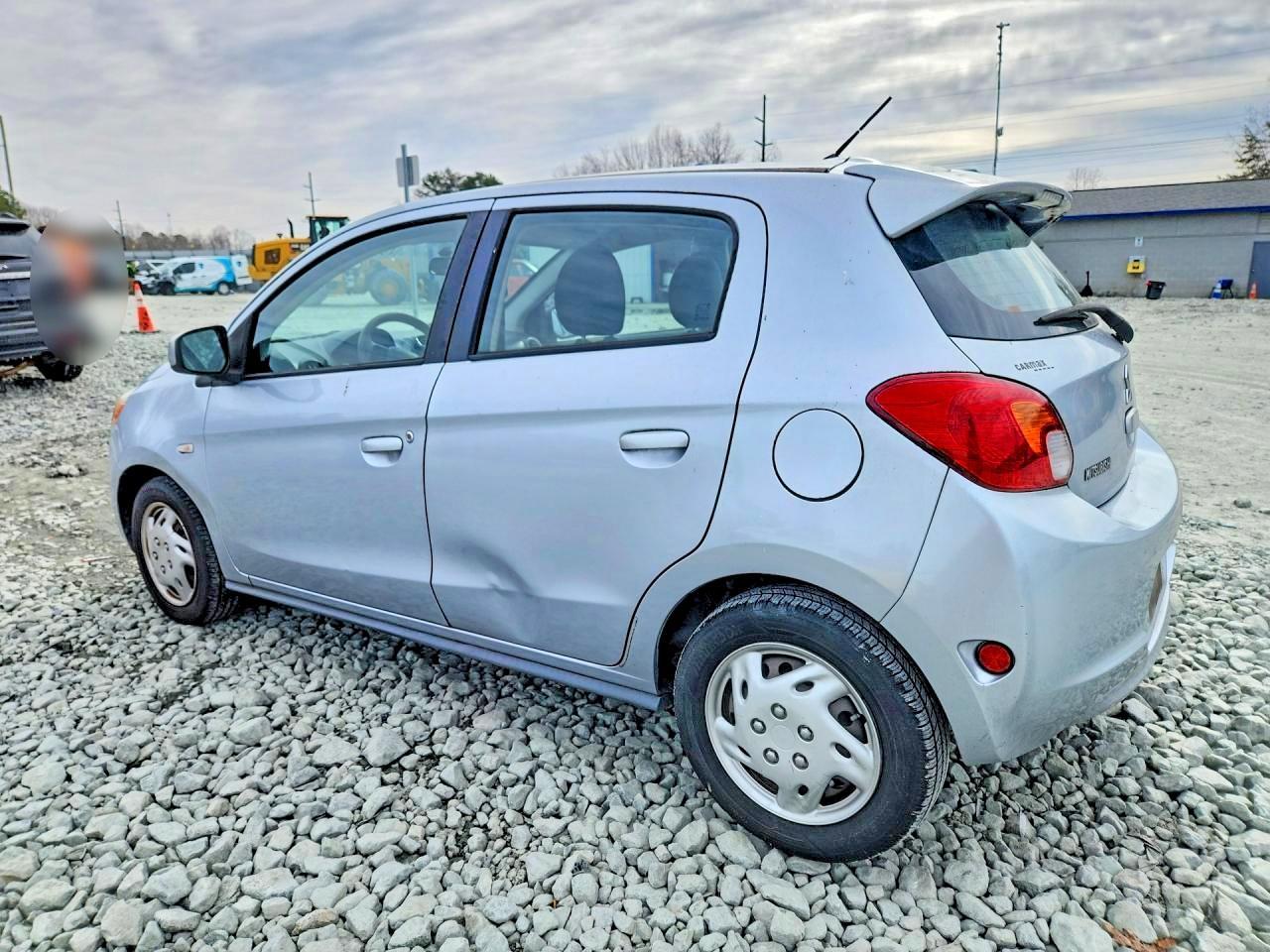 2015 Mitsubishi Mirage - Image 2
