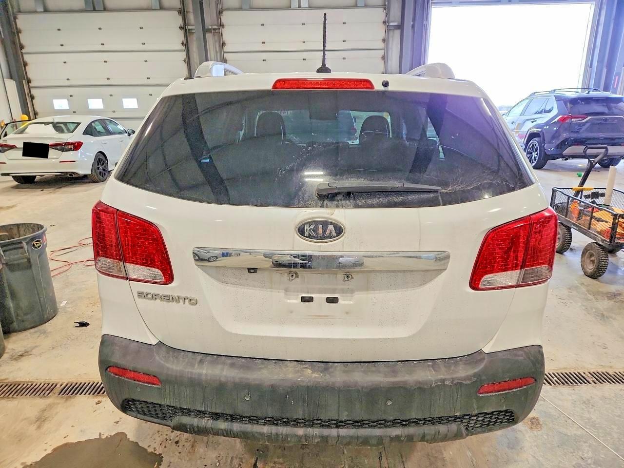 2013 Kia Sorento Lx - Фото 6