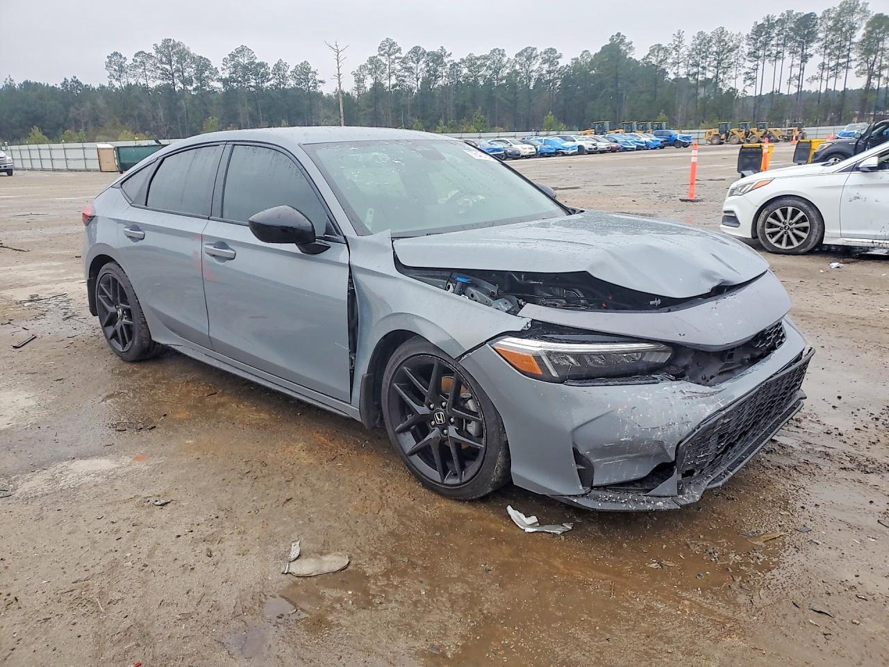 2025 Honda Civic Sport - Image 4