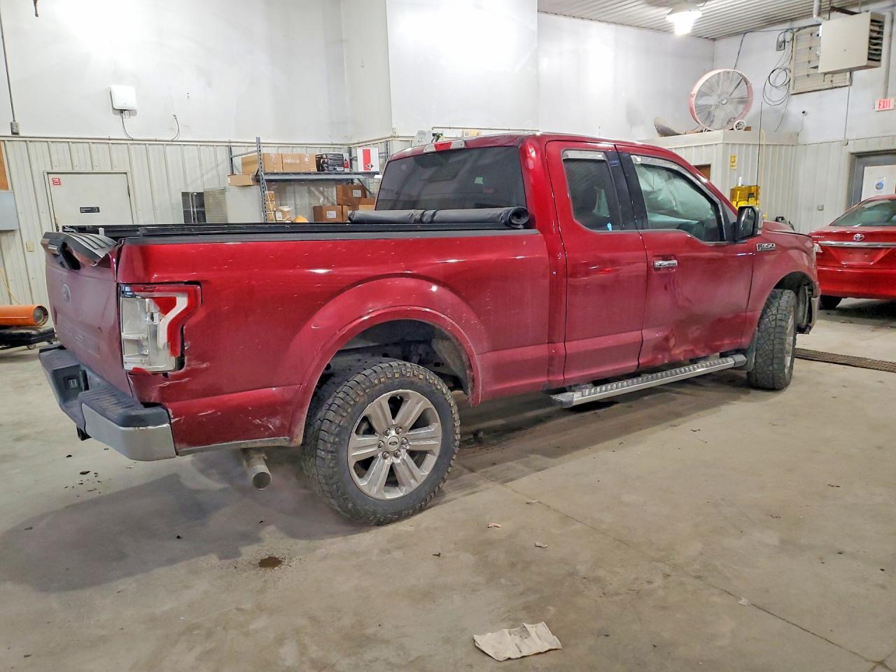 2018 Ford F150 Super Cab - Фото 3