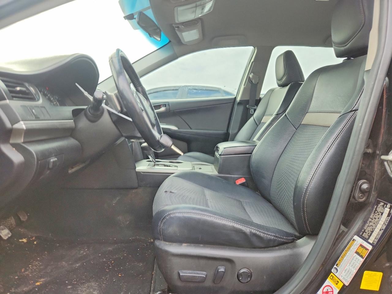 2014 Toyota Camry L - Image 7