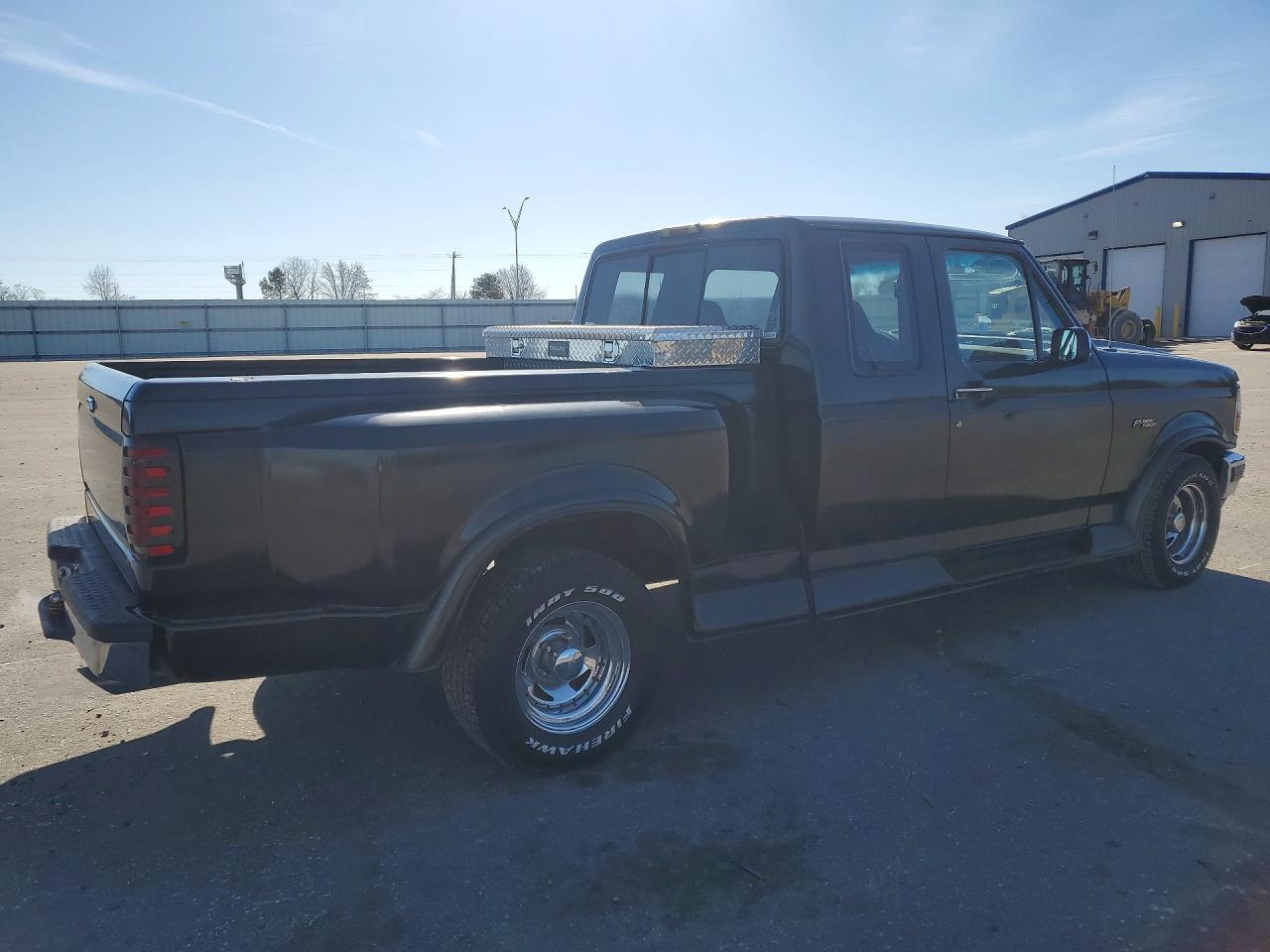 1994 Ford F150 - Фото 3