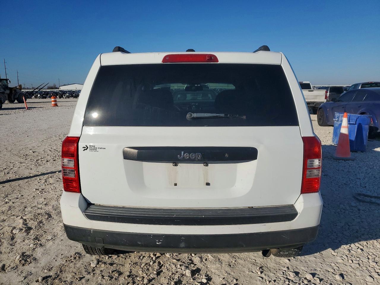 2016 Jeep Patriot Sport - Image 6