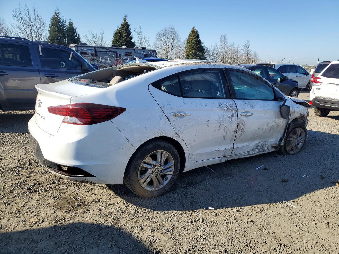 2019 Hyundai Elantra Sel - Фото 3