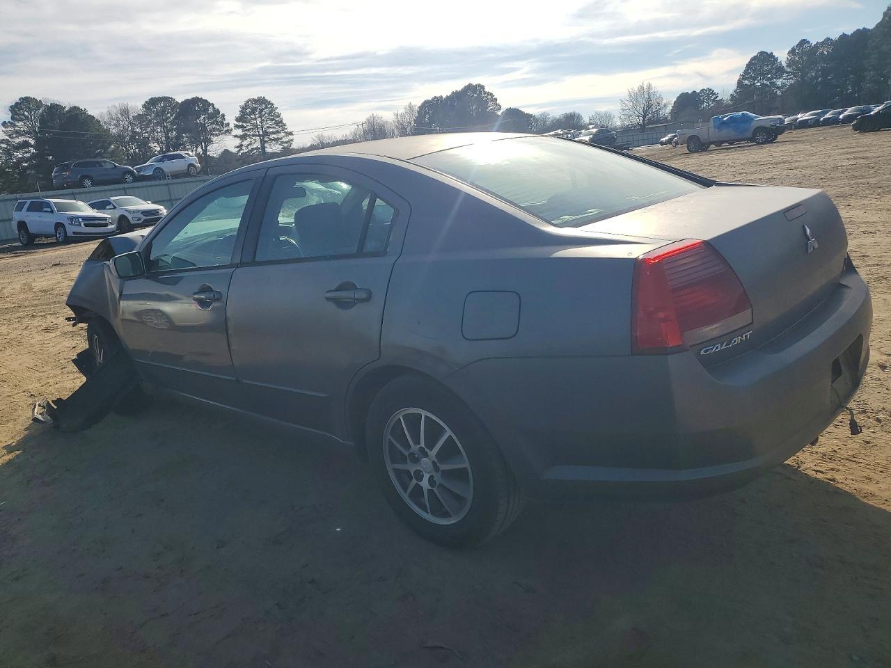 2005 Mitsubishi Galant Ls High - Фото 2