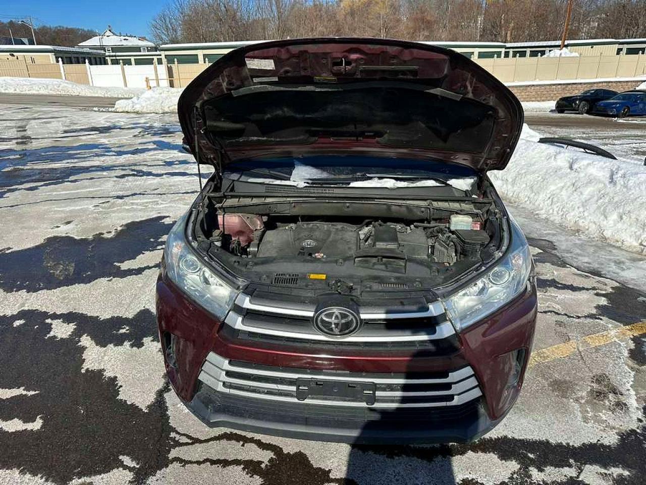 2019 Toyota Highlander Le - Image 5