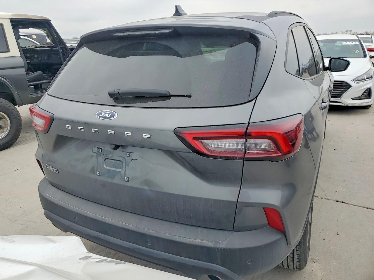 2025 Ford Escape St Line - Фото 6