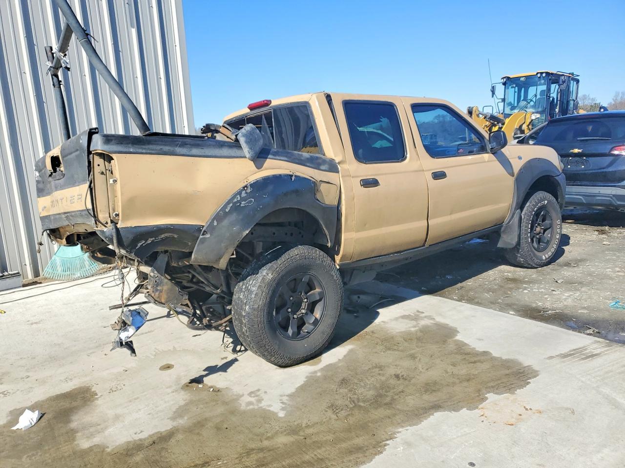 2001 Nissan Frontier Xe - Image 3
