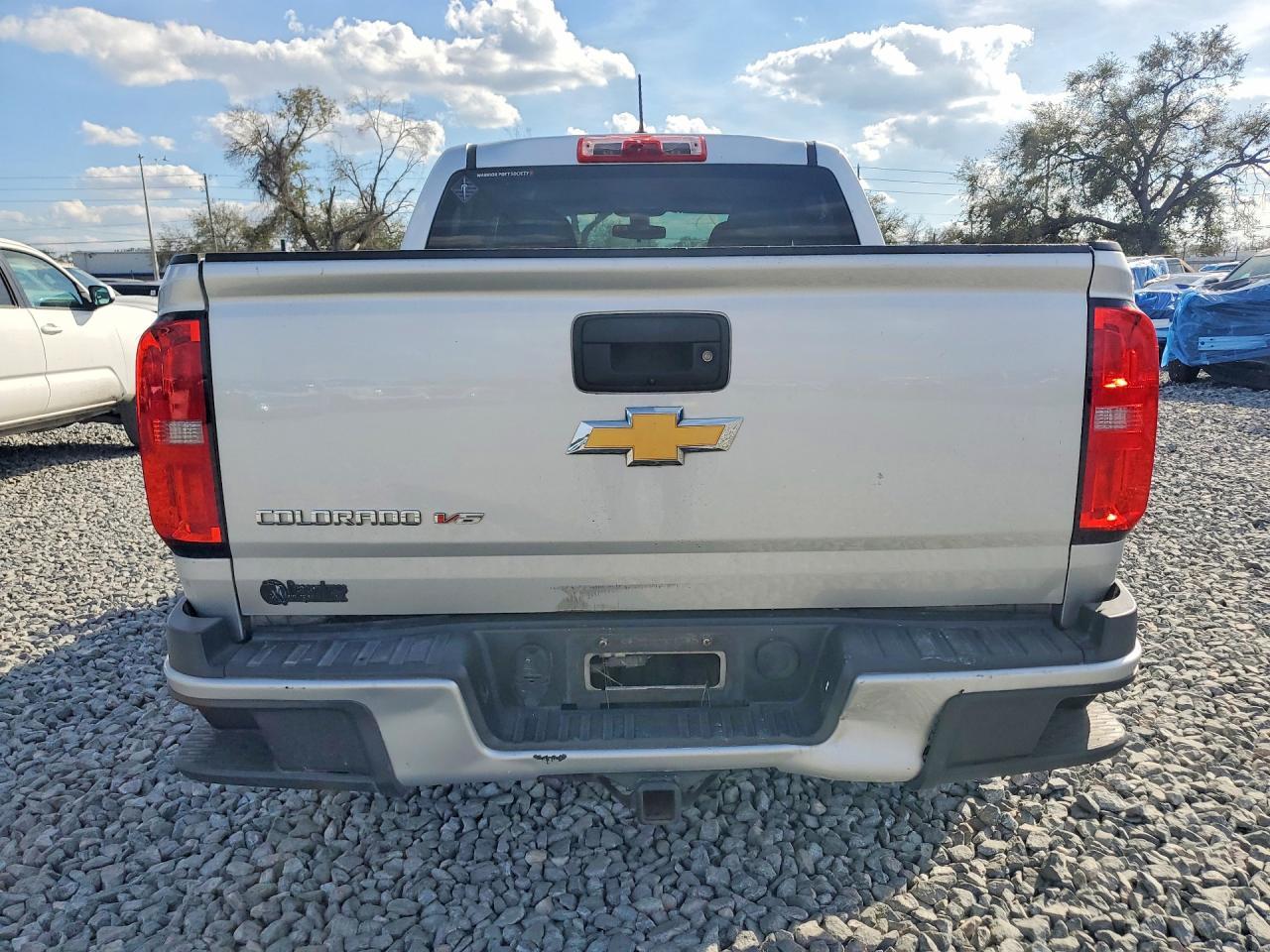 2018 Chevrolet Colorado - Image 6