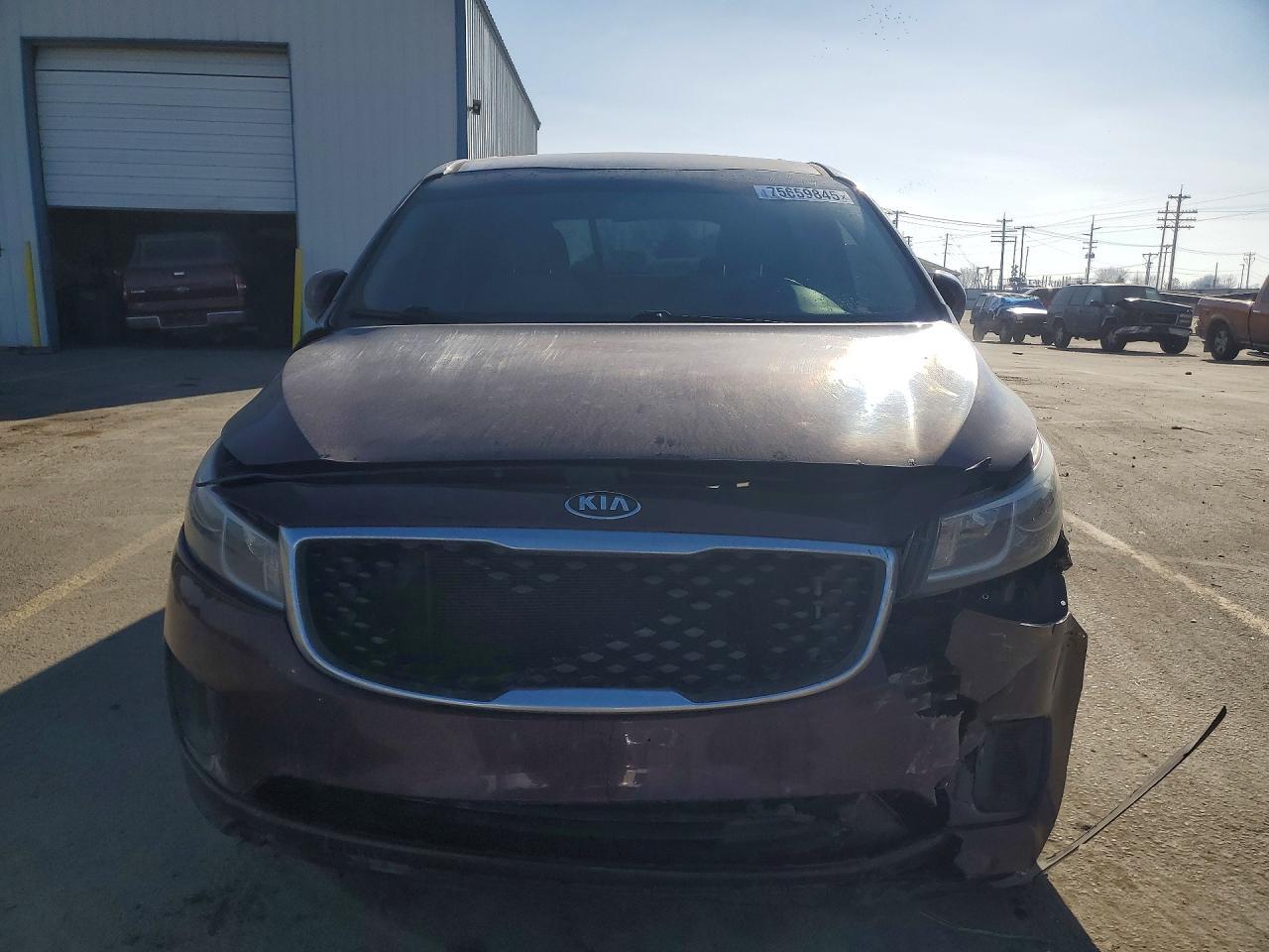 2016 Kia Sedona Lx - Фото 5