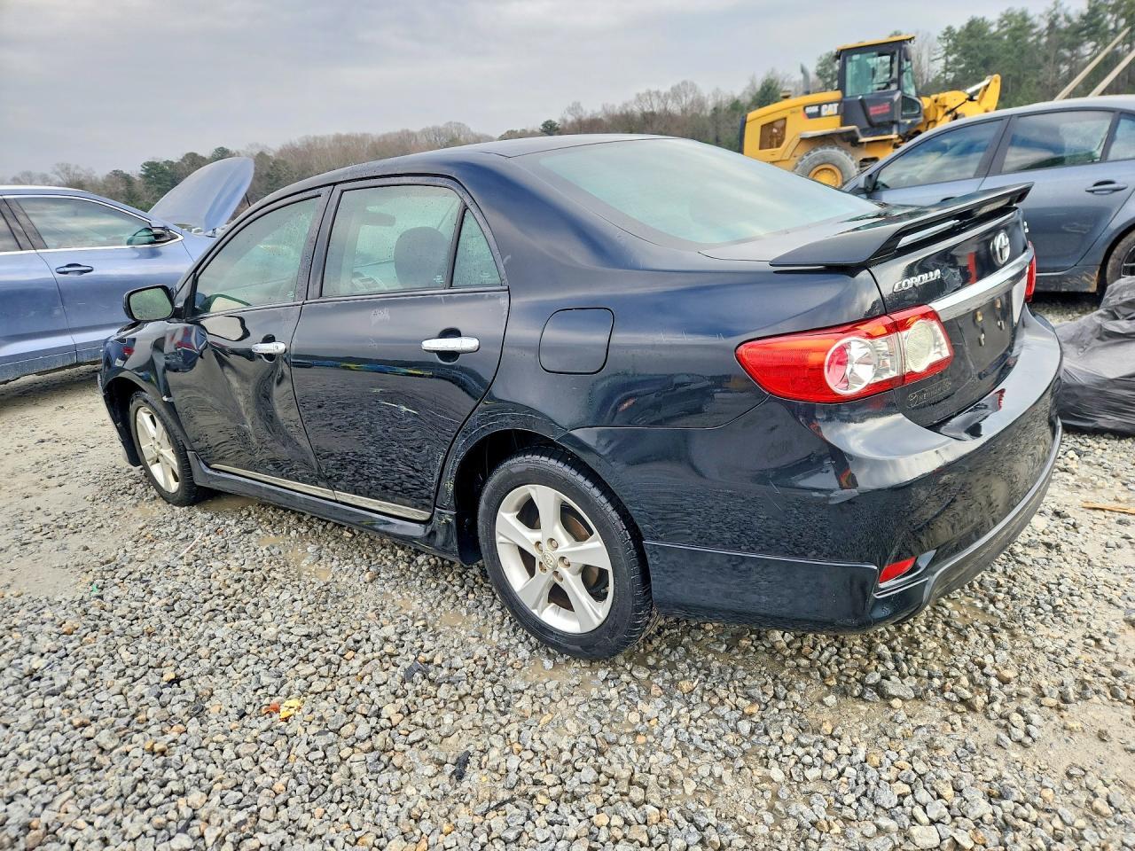 2013 Toyota Corolla S - Фото 2