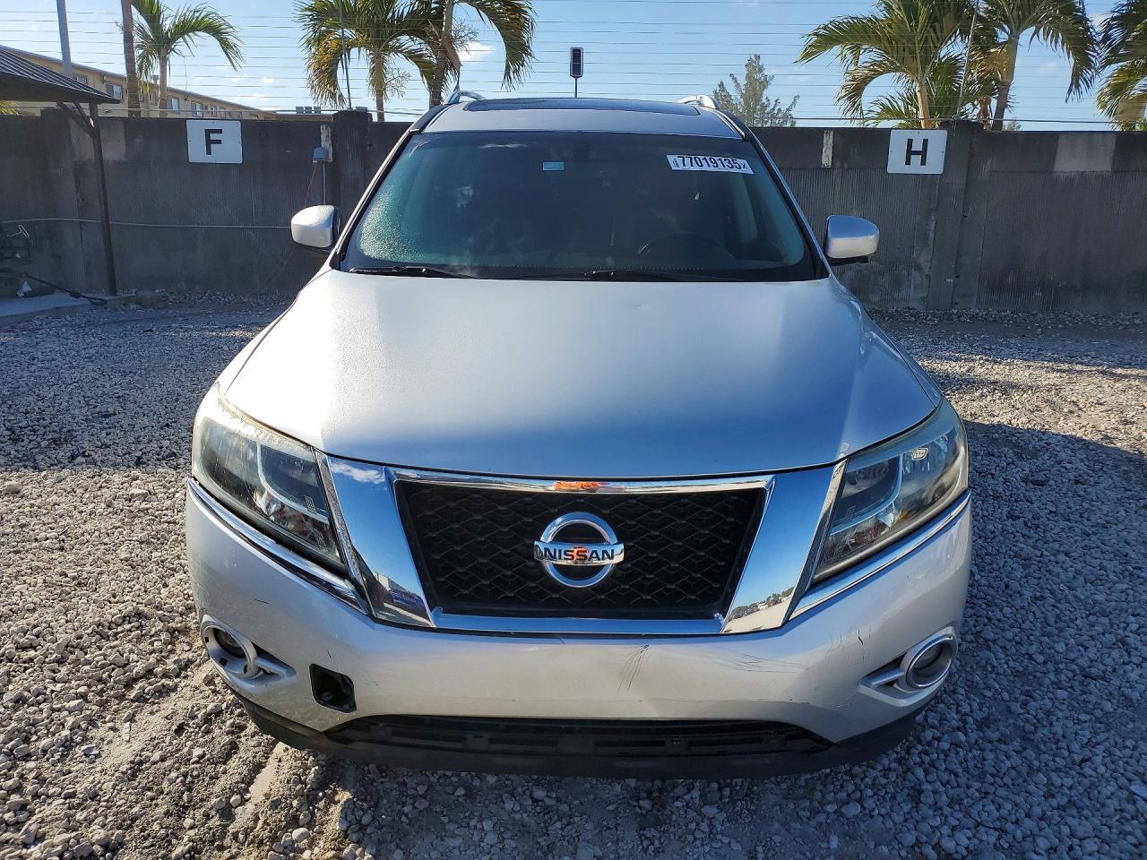 2014 Nissan Pathfinder S - Фото 5