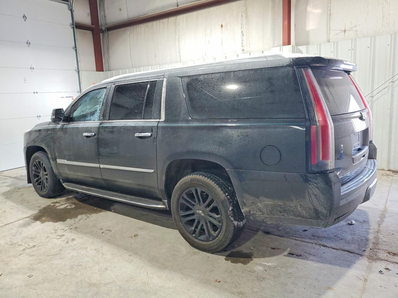 2015 Cadillac Escalade Esv - Image 2