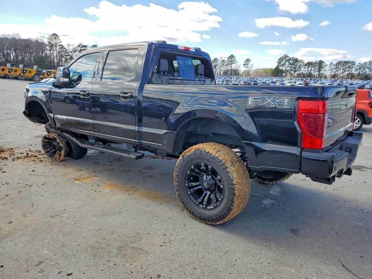 2020 Ford F250 Super Duty - Фото 2