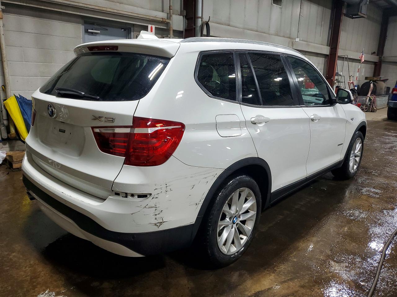 2016 BMW X3 xDrive28I - Фото 3