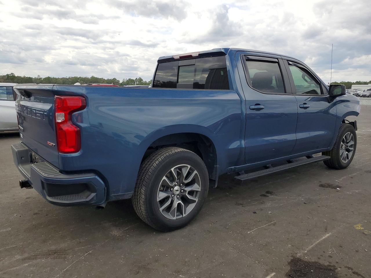2024 Chevrolet Silverado C1500 Rst - Image 3