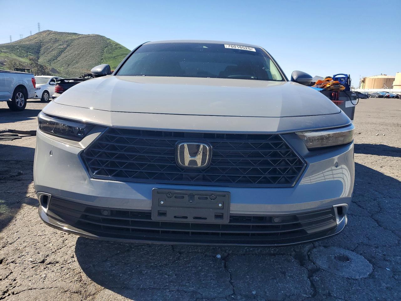 2025 Honda Accord Touring Hybrid - Фото 5