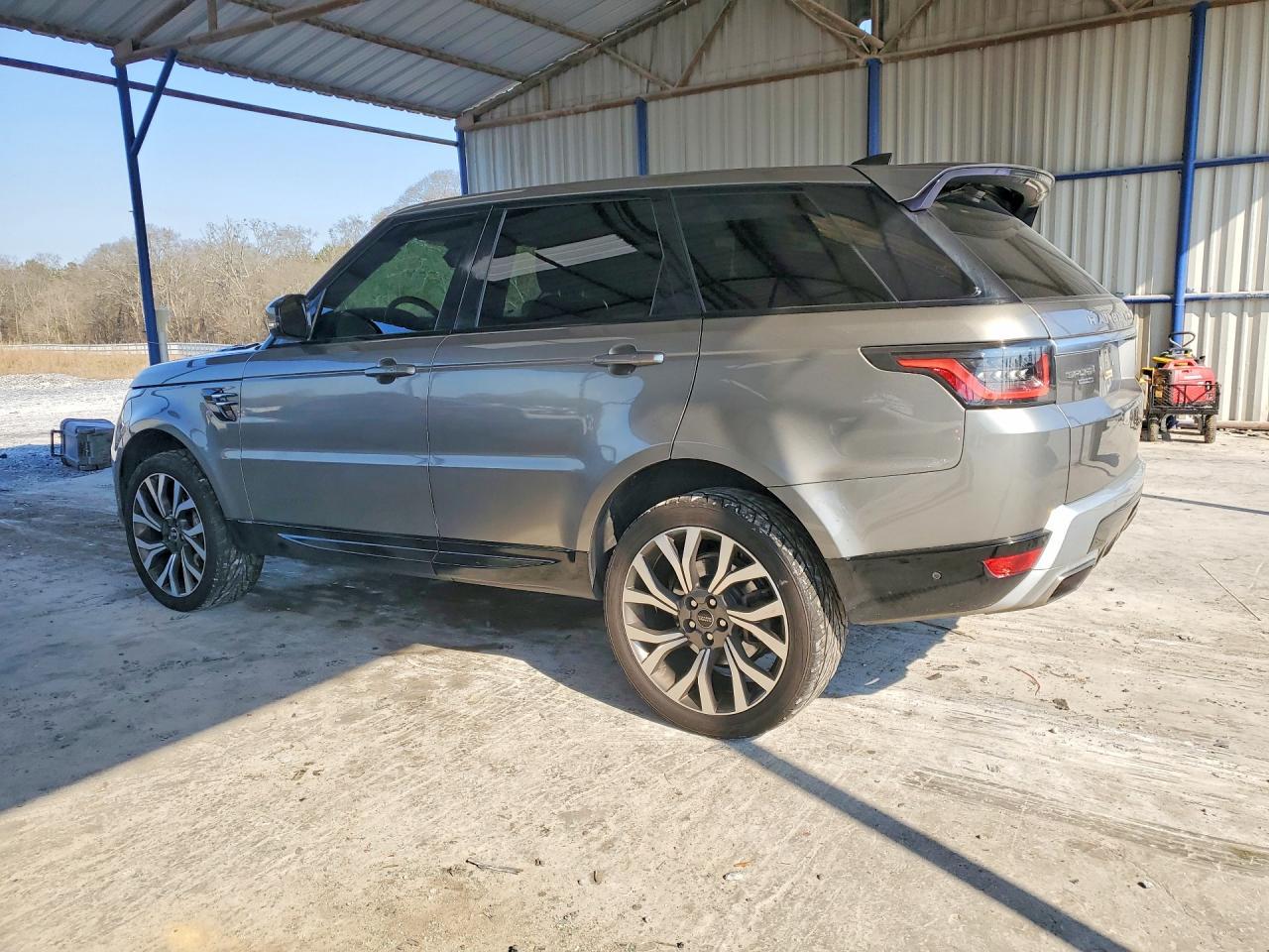 2018 Land Rover Range Rover Sport Hse - Image 2