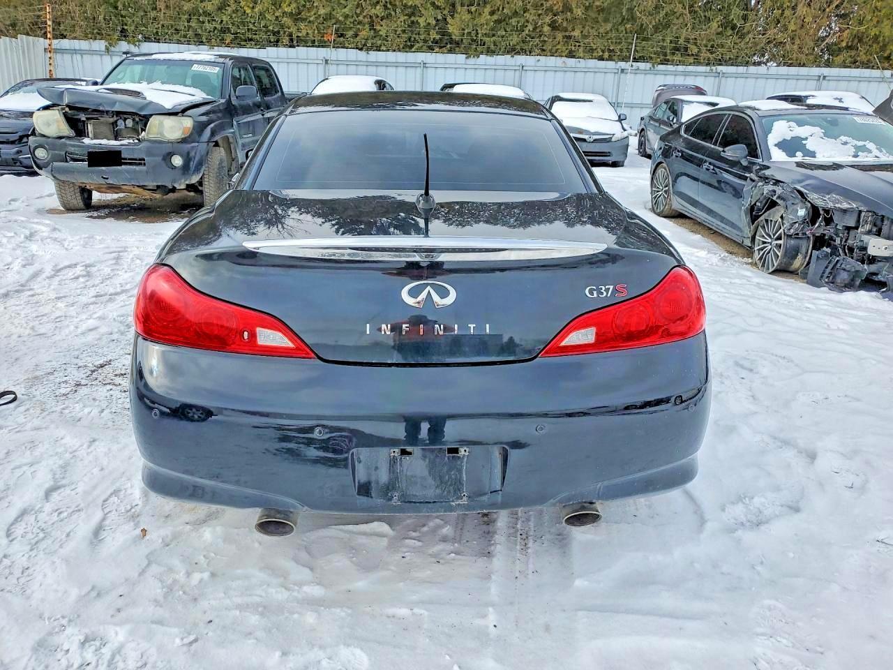 2010 Infiniti G37 Base - Фото 6