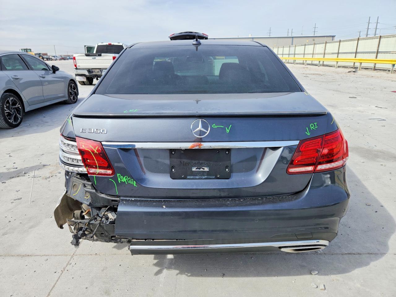 2016 Mercedes-Benz E 350 - Фото 6