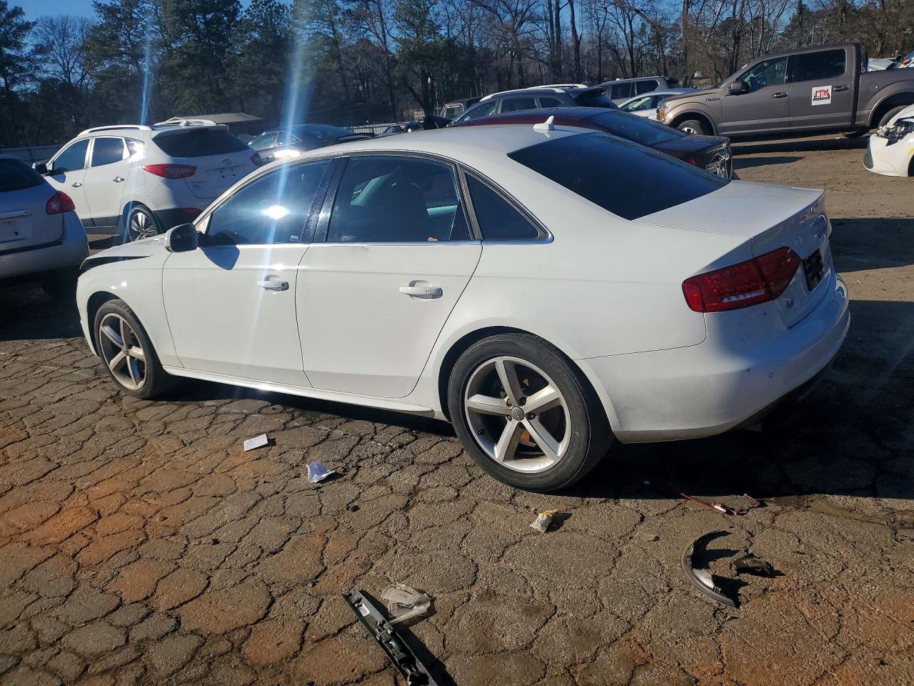 2012 Audi A4 Premium Plus - Фото 2