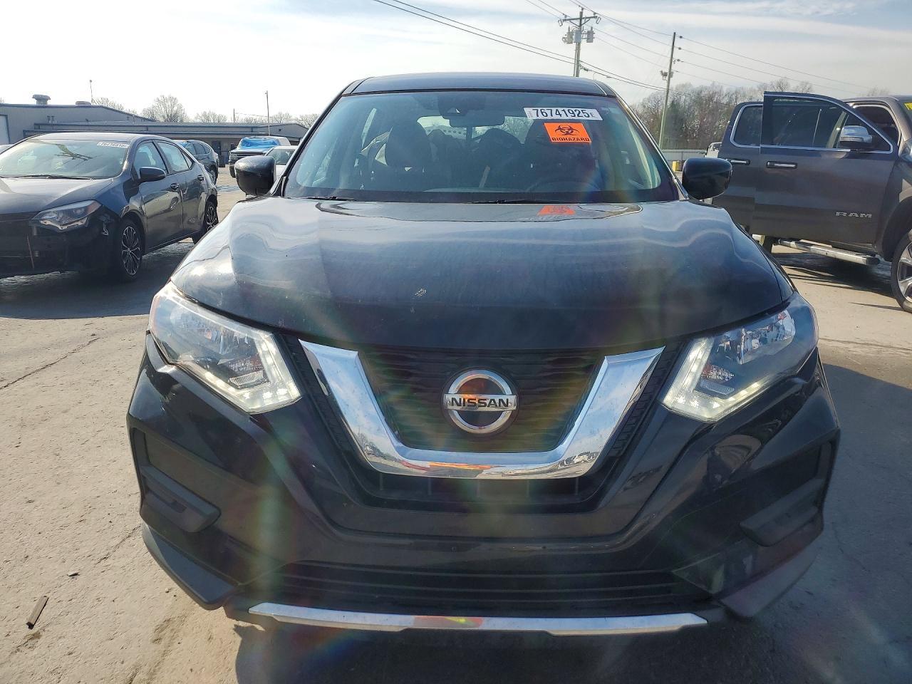 2019 Niss Rogue S - Image 5