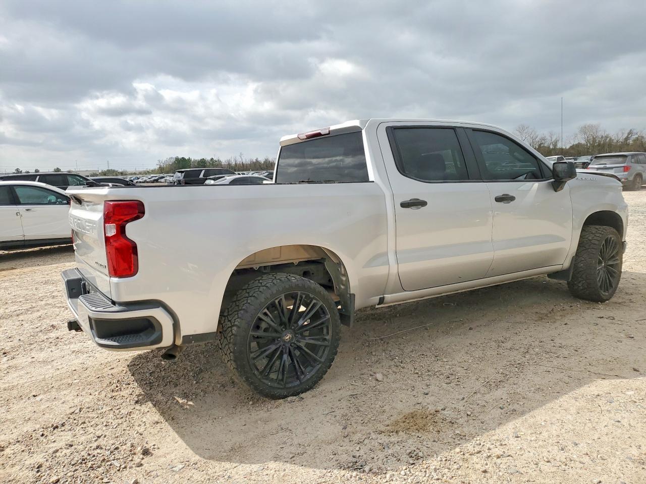 2022 Chevrolet Silverado Ltd C1500 Custom - Image 3
