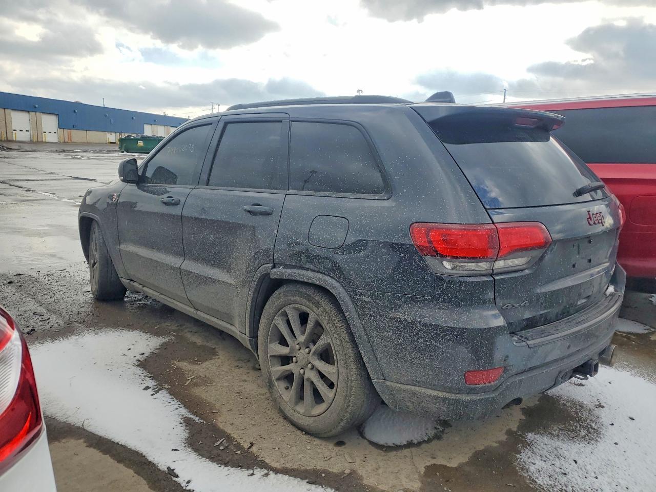 2017 Jeep Grand Cherokee Trailhawk - Image 2