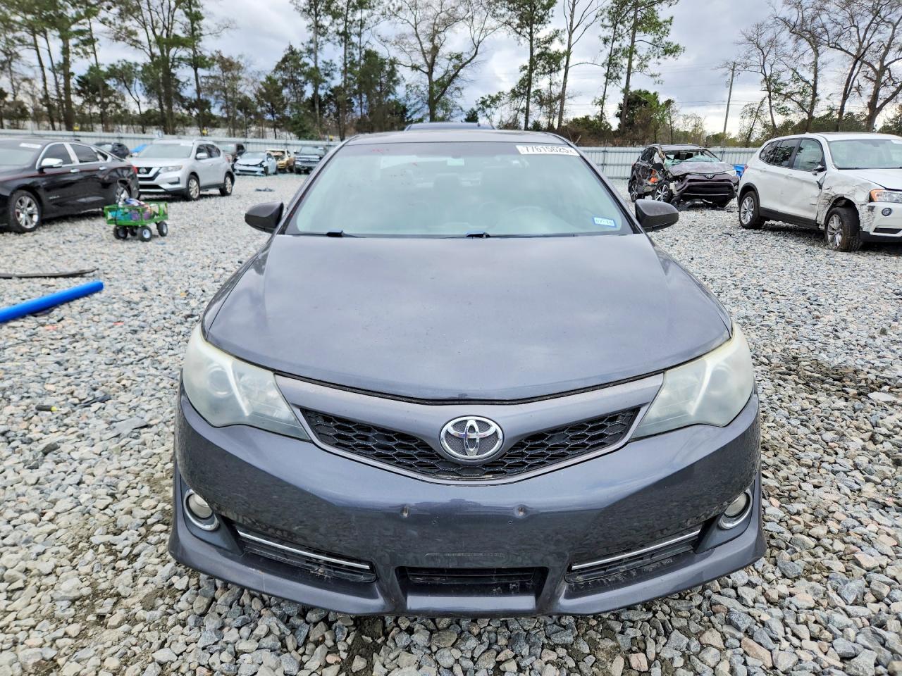 2013 Toyota Camry Se - Фото 5