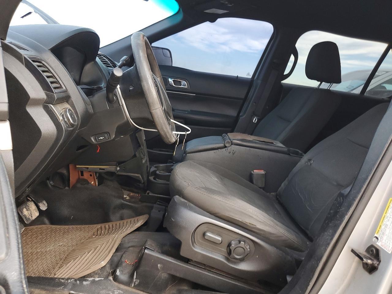 2016 Ford Explorer Police Interceptor - Image 7