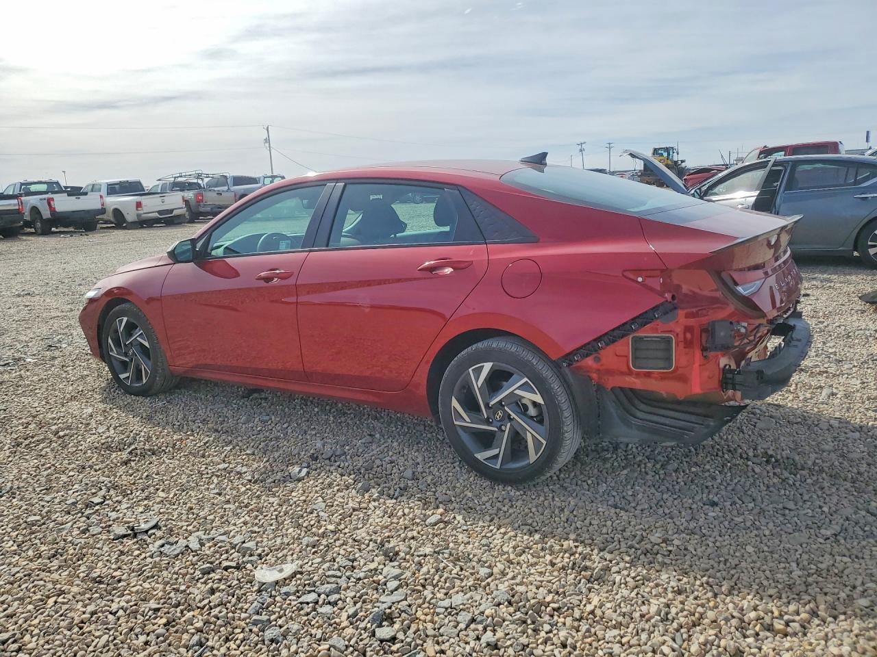2025 Hyundai Elantra Sel Sport - Фото 2