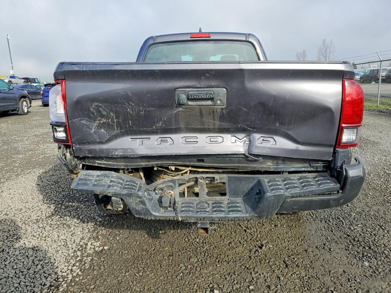 2018 Toyota Tacoma Access Cab - Фото 6