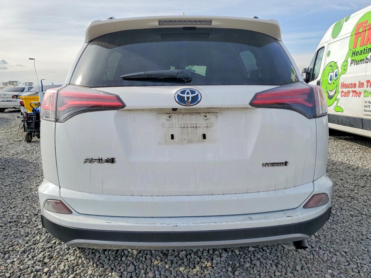 2018 Toyota Rav4 Hv Le - Image 6