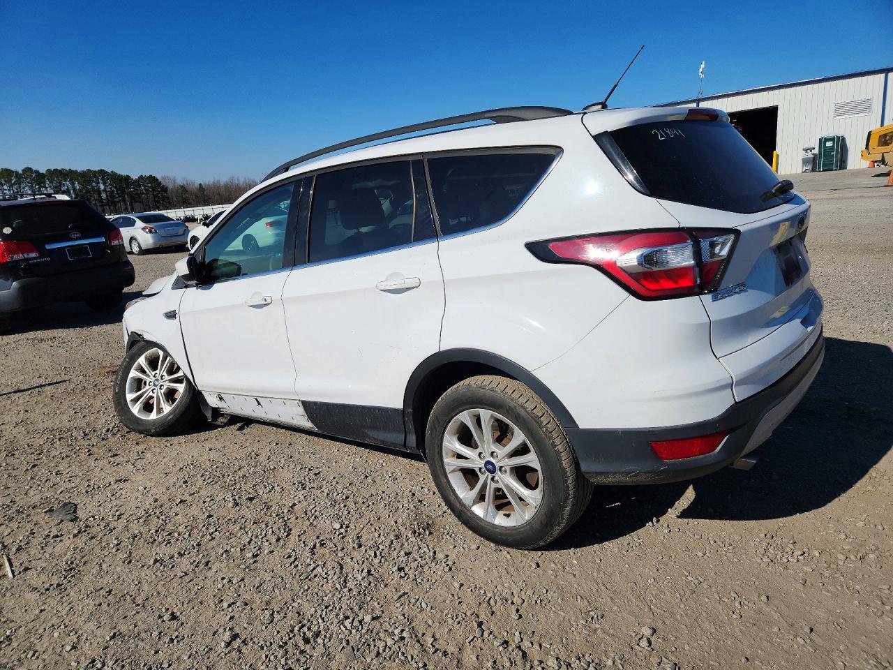 2017 Ford Escape Se - Фото 2
