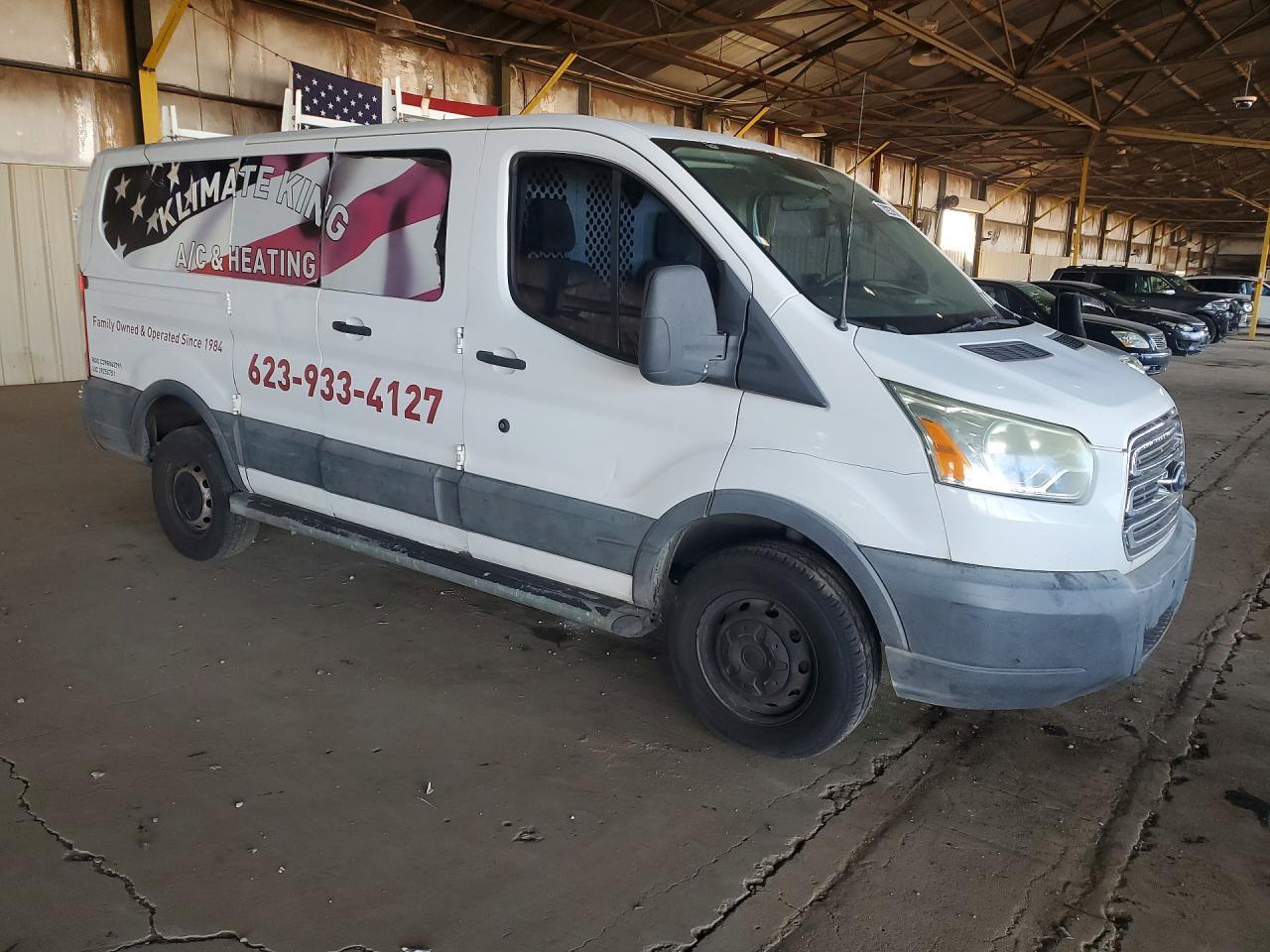 2015 Ford Transit T-250 Delivery Van - Фото 4