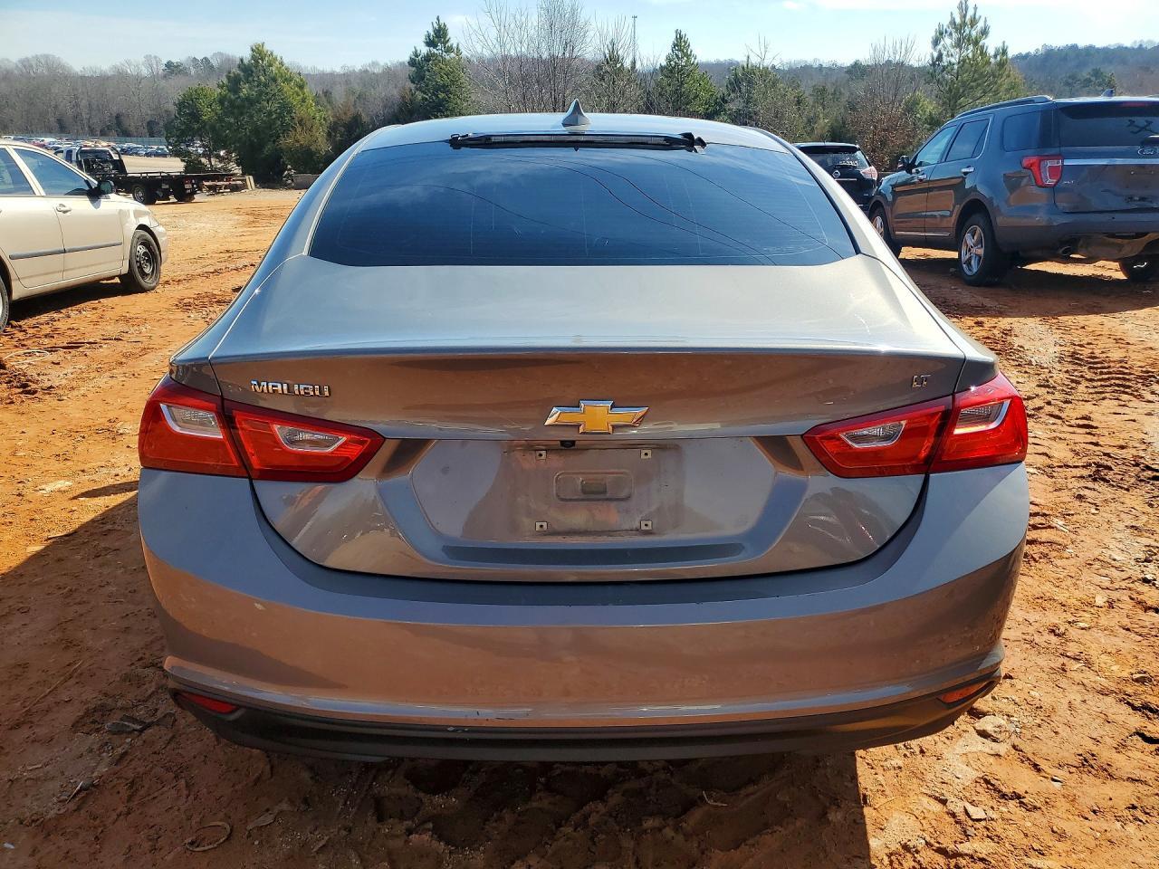 2018 Chevrolet Malibu Lt - Image 6