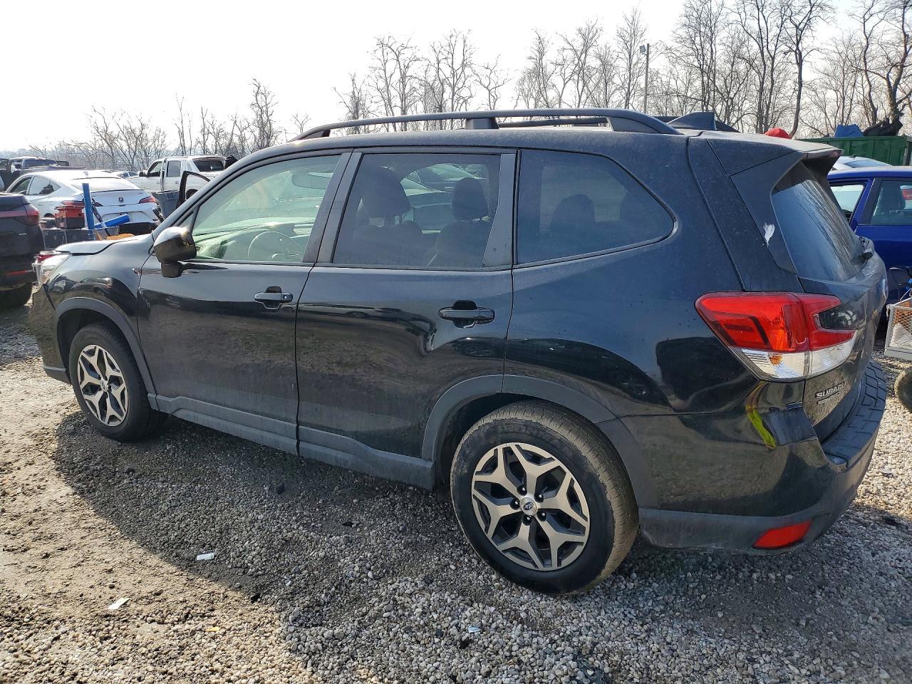 2019 Subaru Forester Premium - Фото 2