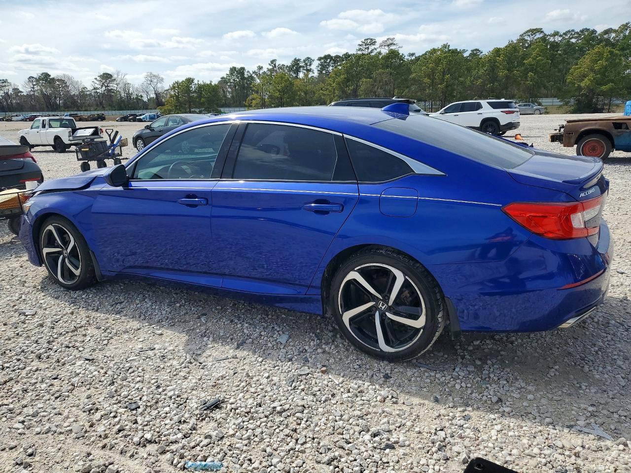 2018 Honda Accord Sport - Image 2