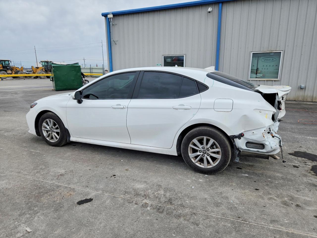 2025 Toyota Camry Xse - Image 2