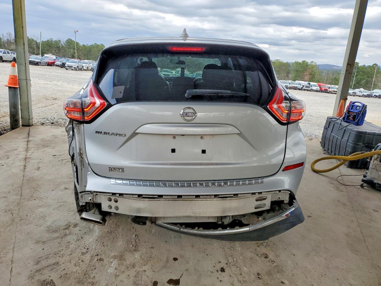 2017 Nissan Murano S - Image 6