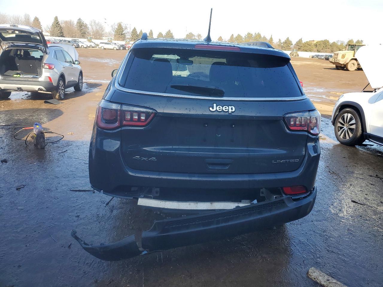 2018 Jeep Compass Limited - Image 6