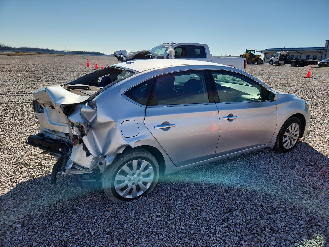 2016 Nissan Sentra S - Фото 3