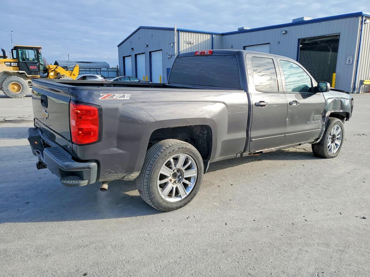 2016 Chevrolet Silverado K1500 Lt - Фото 3