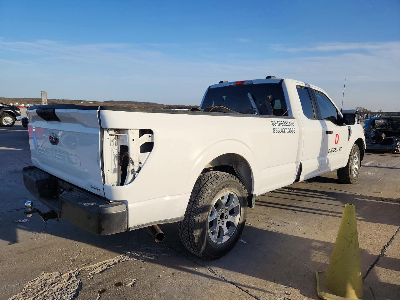 2023 Ford F150 Super Cab - Image 3