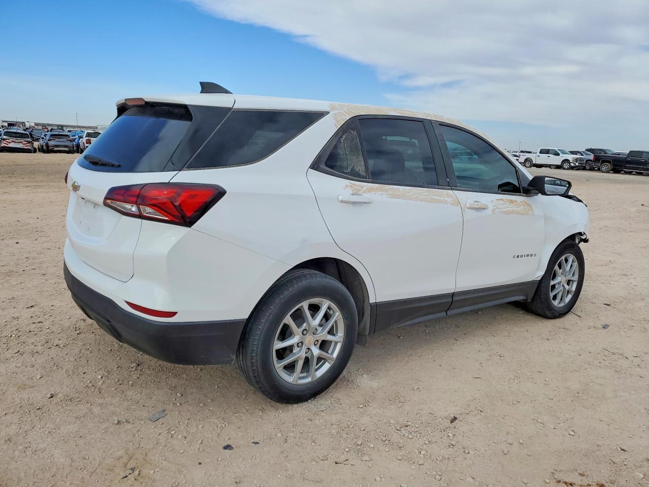 2024 Chevrolet Equinox Ls - Image 3