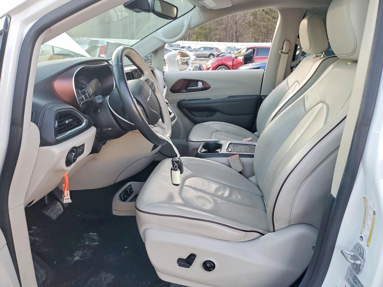 2017 Chrysler Pacifica Limited - Фото 7